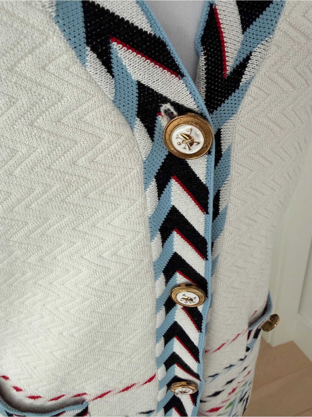 CHINSTUDIO Button Front Knit Vest Chevron Stripe Trim Preppy Nautical Nordic - Picture 7 of 17